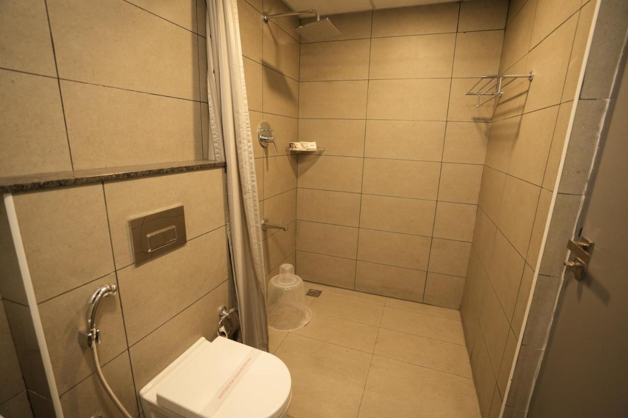 Hotel Grand Ganpat Vellore Esterno foto