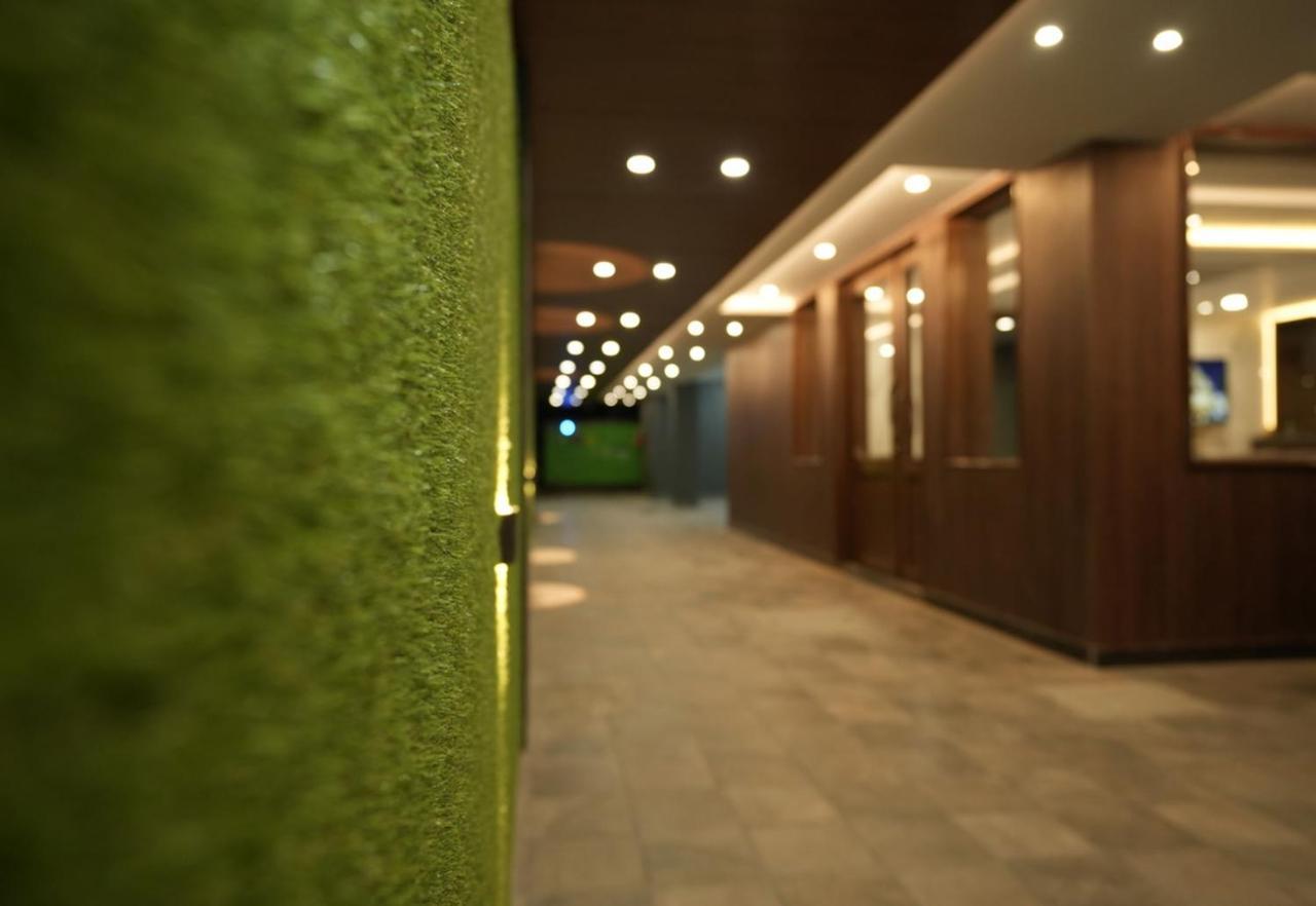 Hotel Grand Ganpat Vellore Esterno foto