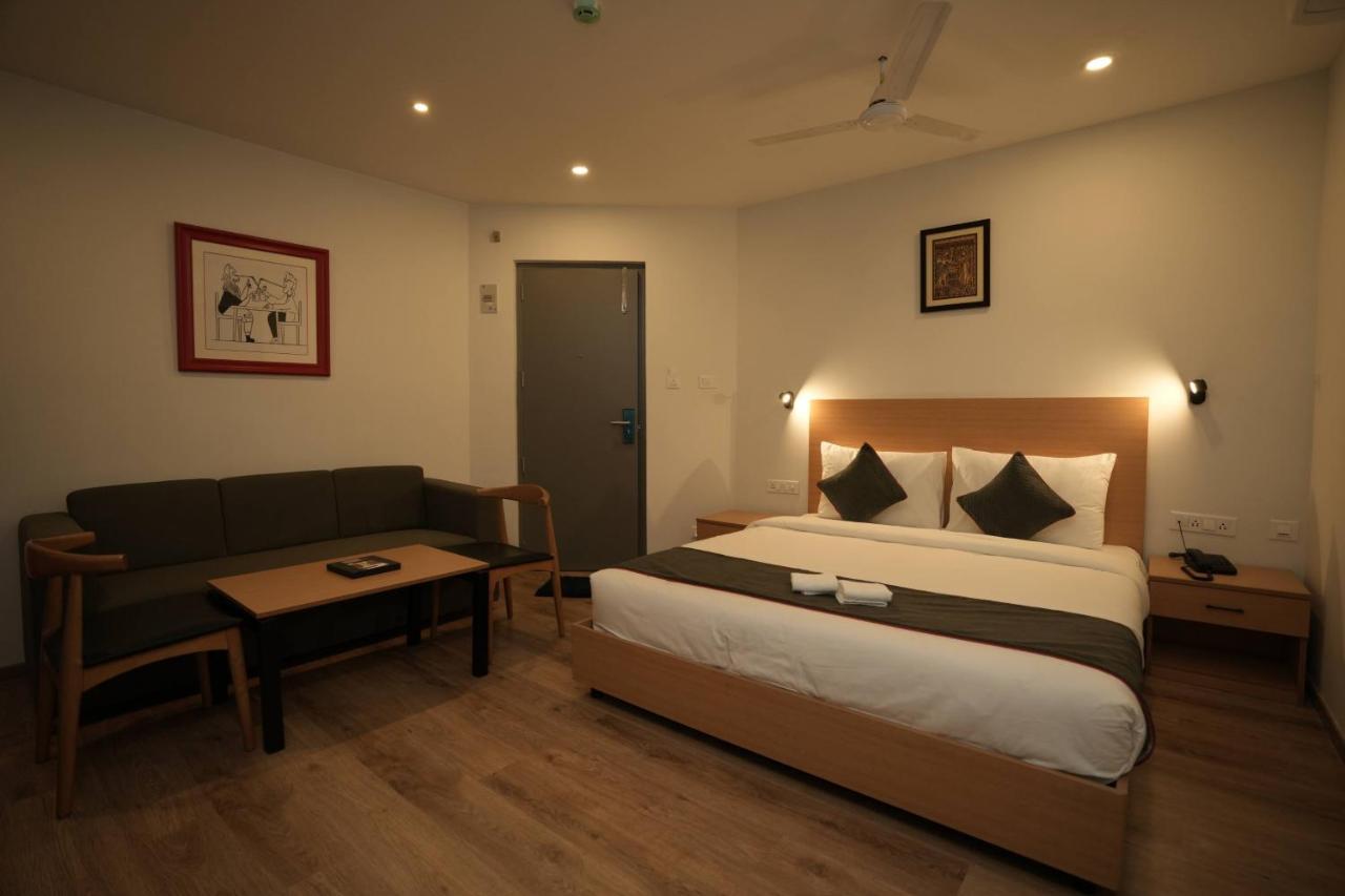 Hotel Grand Ganpat Vellore Esterno foto